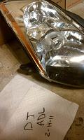 03-05 OEM Passenger Side HID Headlight Broken LENS-dimag0284.jpg