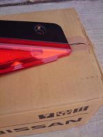 06 Nissan 350Z Tail Lights-right-tip.jpg