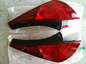 2003-2005 Tail lights-c4cn1l.jpg
