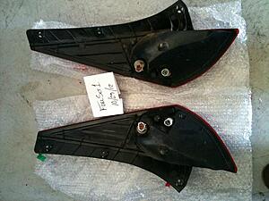 2003-2005 Tail lights-a8mf8l.jpg