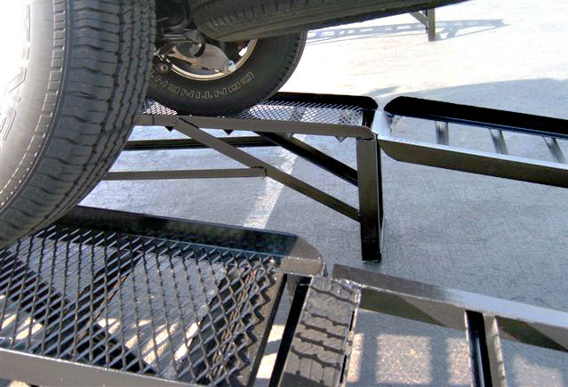 automotive display ramps for trucks