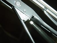 how do you replace the windshield wipers?-dsc028951.jpg