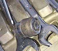 McGard tuner wheel locks - broken key.-mcgard.jpg