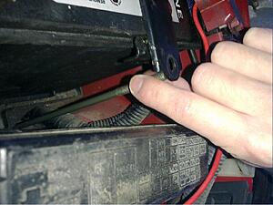 Car Battery Anchor Problem-3ysfsep.jpg