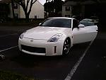 cell phone pics of my z-z-in-parking-lot.jpg