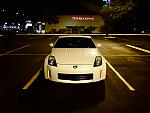 cell phone pics of my z-z-in-parkin-lot.jpg