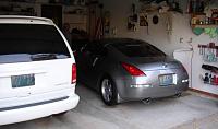 post pics where the Z sleeps-garage.jpg