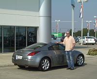 me getting my Z last month.....-me_350_800cc.jpg