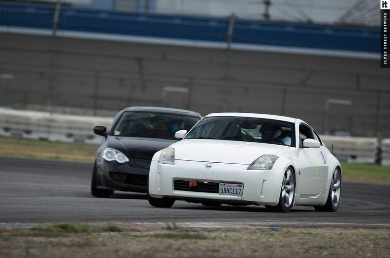 Name:  race-charity-track-day-350z.jpg
Views: 60
Size:  48.2 KB