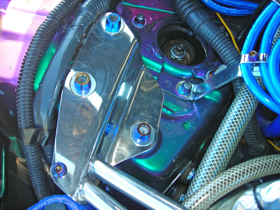 Name:  strutbarbolts1.jpg
Views: 814
Size:  177.0 KB