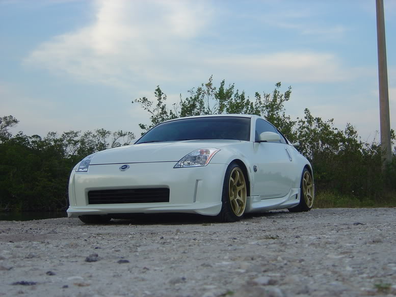 Name:  350ZPhotoshoot2-2-06RGIIs018.jpg
Views: 92
Size:  72.2 KB