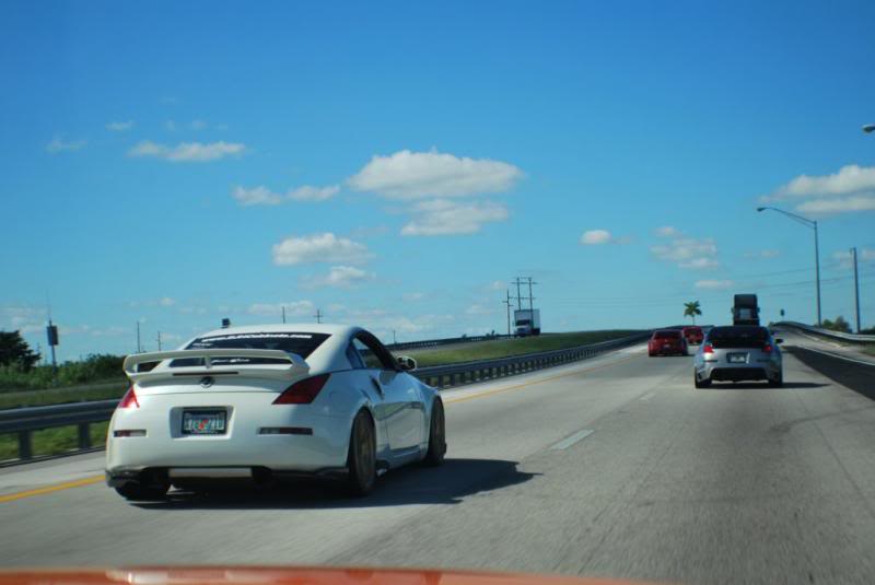 Name:  back350z_zps6be7e2fc.jpg
Views: 68
Size:  31.2 KB