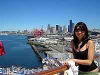 Random Pics..Your Z, other toys, kids, girlfriend, wife, your self....-seattlebkg01.jpg