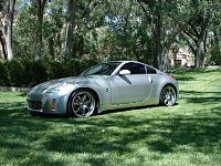 Lets see your 350z****1-PICTURE PLEASE****-z-grass-smallest.jpg