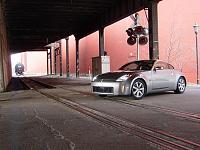 a few pics around town-redbldg.jpg