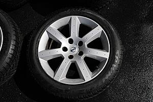 OEM 17" Wheels and Tires (Winter Setup)-g0vweyp.jpg