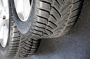 OEM 17" Wheels and Tires (Winter Setup)-ikdktjb.jpg