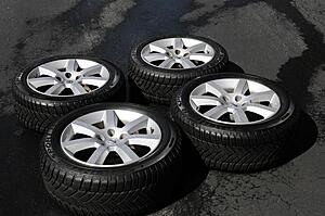OEM 17" Wheels and Tires (Winter Setup)-x51ubuc.jpg