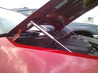 350Z hood struts-013.jpg