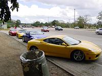 Two Z's and lots of Ferraris-pit-stop.jpg