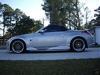 A New member with 350ZR with PICS.-350z-side-shot.jpg