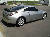 New Z owner-350-z-side.jpg