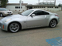 New from 805 SoCal-z-in-car-port-2.jpg