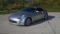 Hey there guys.-350z-1.jpg