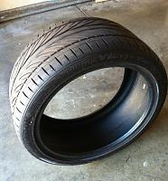 Hankook Ventus Tire 275/35/19 -img_0804.jpg
