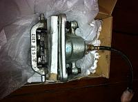 2006 G35 dual piston calipers-img_1202.jpg
