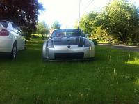 Seibon CF GT style hood 03-06 350z-car-front-view-dans-house.jpg