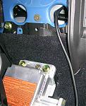Making a stiffie-wire-run-from-trunk.jpg
