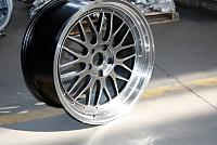 Please PS these wheels on my Z. Thank you.-es-1.1.2.jpg