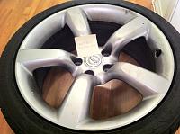 08 wheels/toyo tires-frontright2.jpg