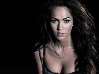 Transfomers-megan_fox_pontiac_solstice_05.jpg