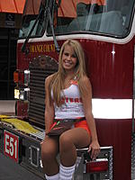 Oct. 29th Pre-Halloween Hooters car meet!-img_1253.jpg