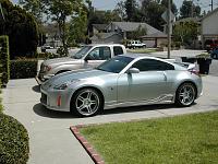 I saw this silver car with black rims and polished lip on-zhouse.jpg