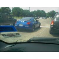 DFW's Lounge-gay-350z.jpg