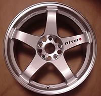 Nismo LMgt4 vs. Stock Rims vs. TE37's...-nismo-lgmgt4-z.jpg