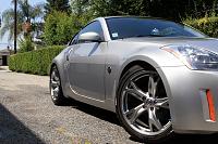 370 Rims on my 350-wifez-with-370z-rim.jpg