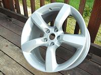 Surface Layer Peeling on 08 stock wheels-p1030974.jpg