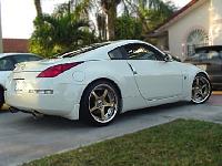 Finally a pic of my Z with gold SF Challenge wheels-350znew.jpg