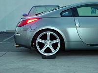 anybody know anything about these wheels??-350z_rh.jpg