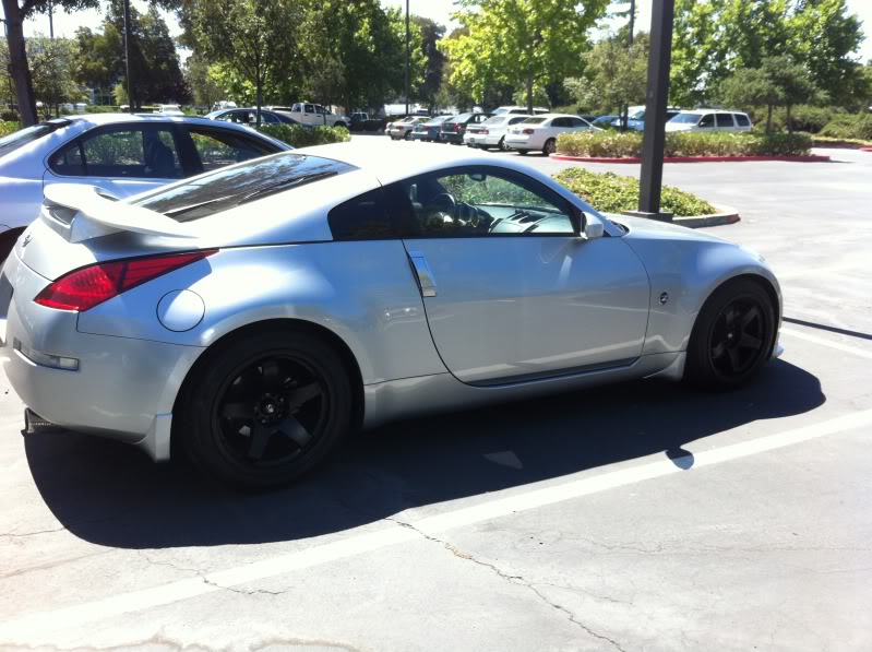 Name:  my350zwithnewwheels.jpg
Views: 1471
Size:  97.1 KB