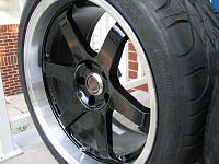 YEAH! Just got my 19&quot; Gloss Black LE37's-le37-2.jpg