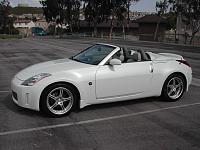 Anyone with pics of their ride w/ SSR Integral GT3's? Please post-350z-12a.jpg