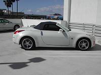 Anyone with pics of their ride w/ SSR Integral GT3's? Please post-350z-30a.jpg