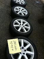 04" OEM Wheels and Tires-img_0258.jpg