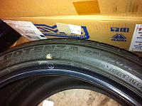 305 30 19 Bridgestone Potenza RE050A-photo-1.jpg