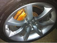 OEM 18" G35 Wheels-cropped-20wheel.jpg